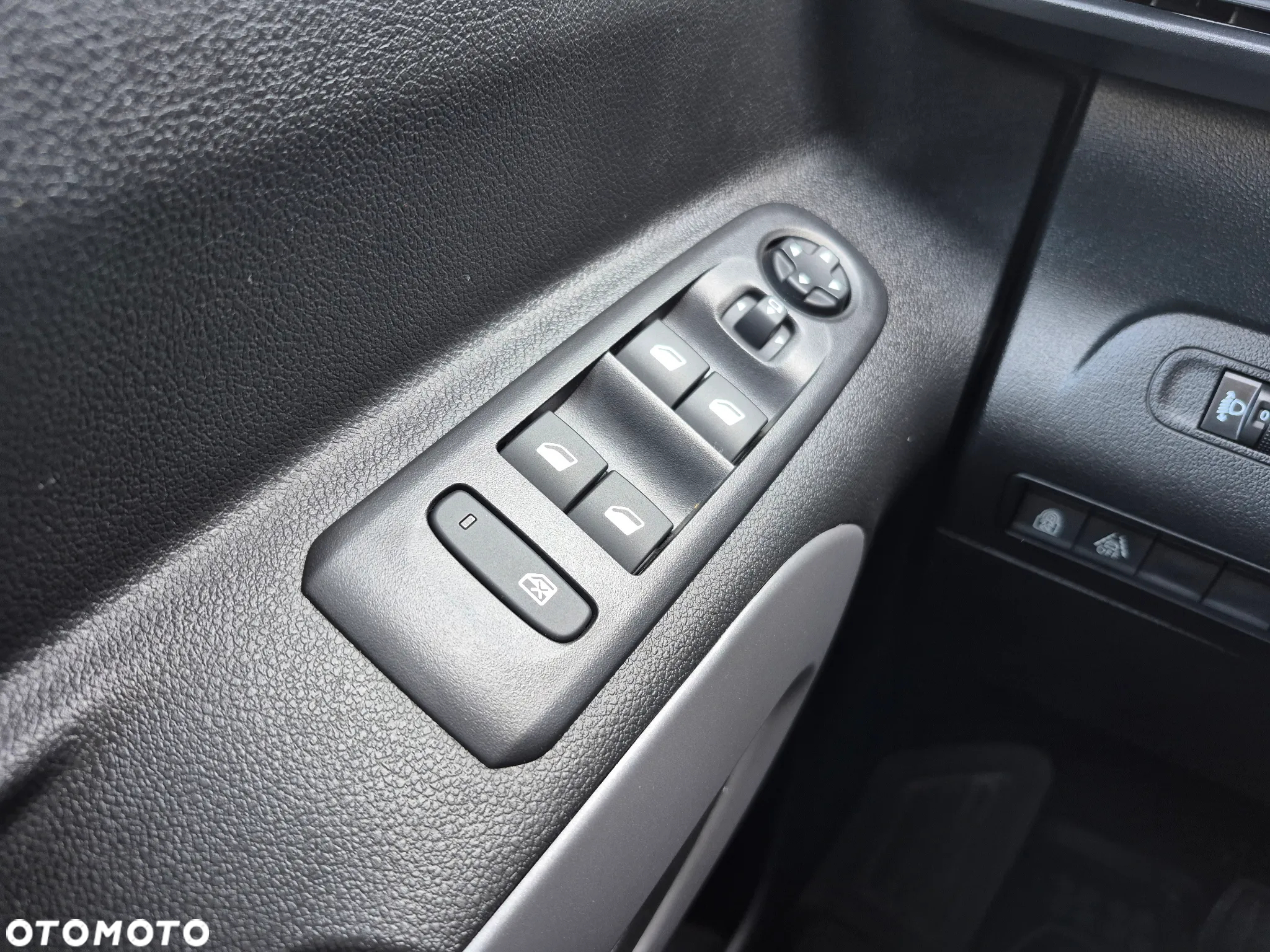 Toyota Proace City Verso 1.5 D-4D Family - 15
