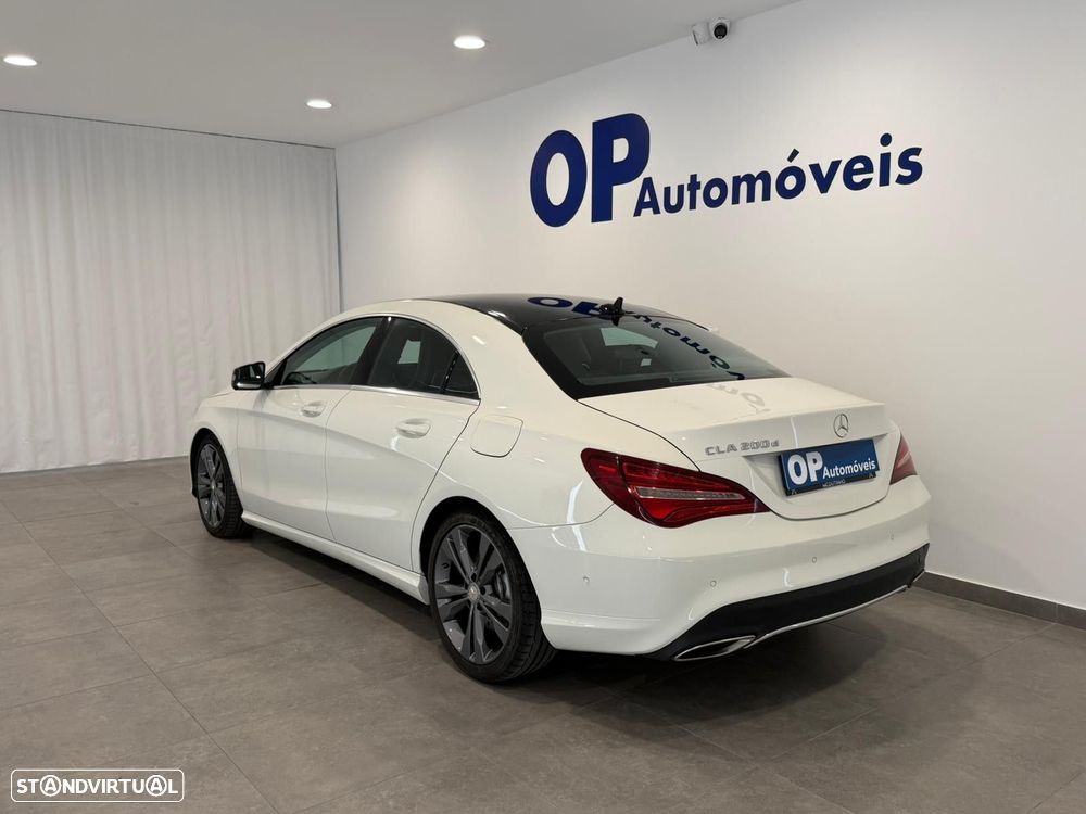 Mercedes-Benz CLA 200 d Urban - 3