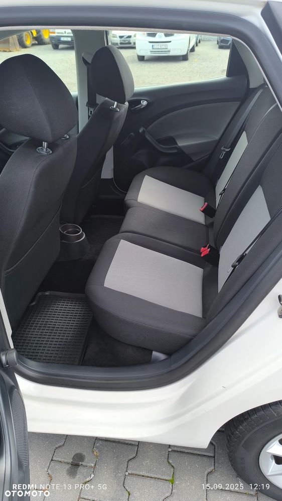 Seat Ibiza 1.4 16V Style Viva - 25