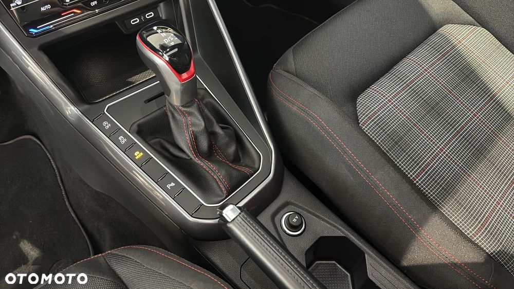 Volkswagen Polo 2.0 TSI GTI DSG - 15