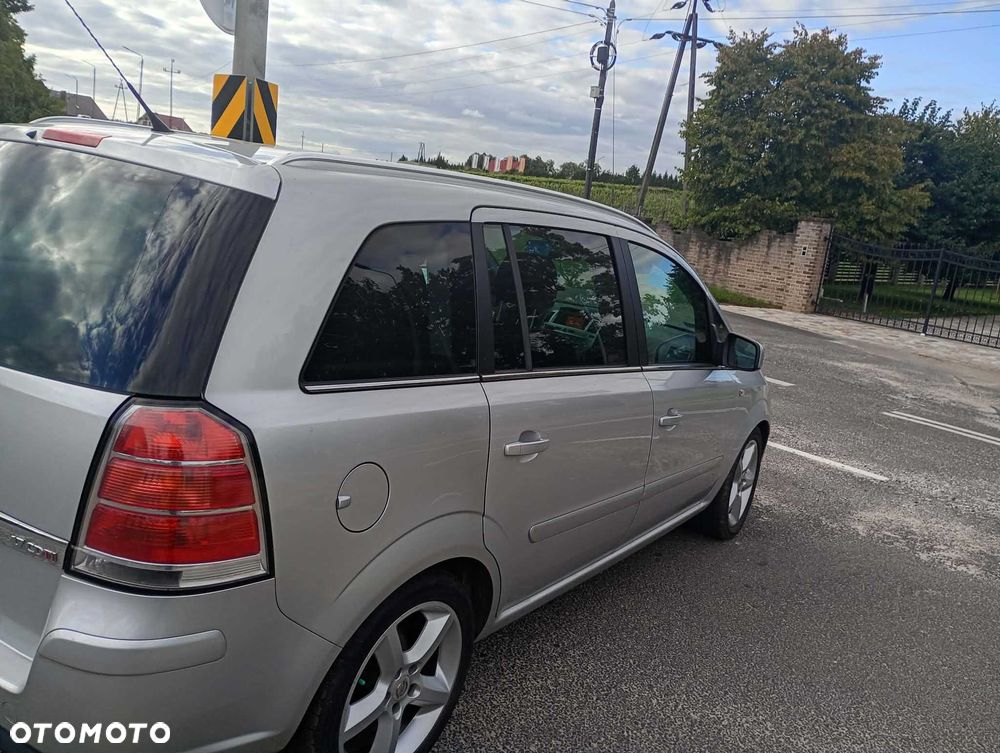 Opel Zafira - 3
