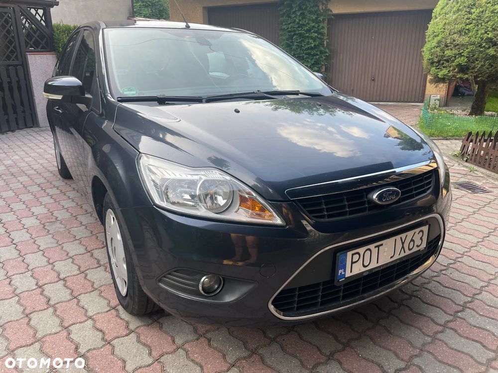 Ford Focus Ghia - 1