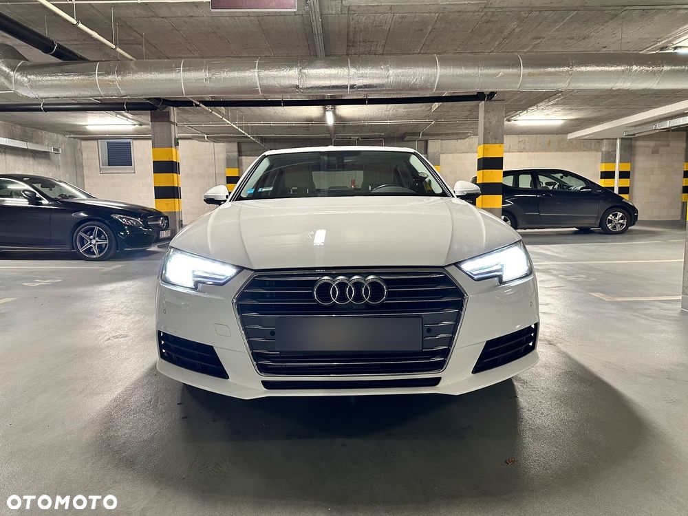 Audi A4 Limousine - 9