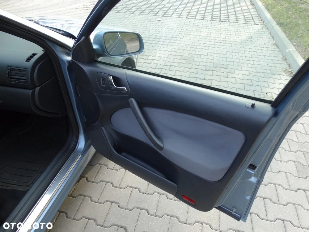 Skoda Octavia 1.9 TDI Tour Plus Ice+ - 35