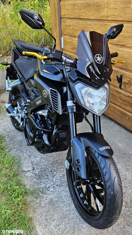 Yamaha MT - 7