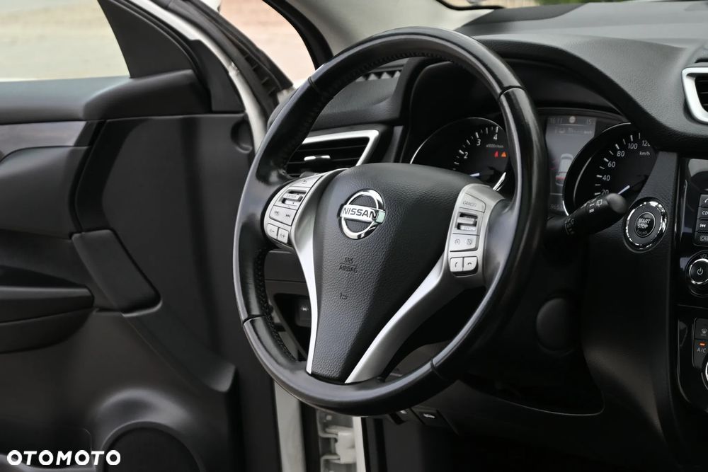 Nissan Qashqai 1.2 DIG-T Xtronic TEKNA - 30