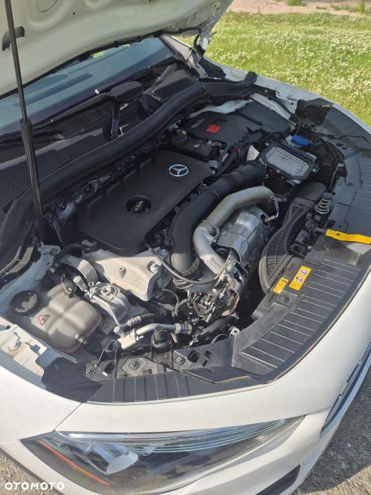 Mercedes-Benz GLA 250 4Matic 8G-DCT Style - 17