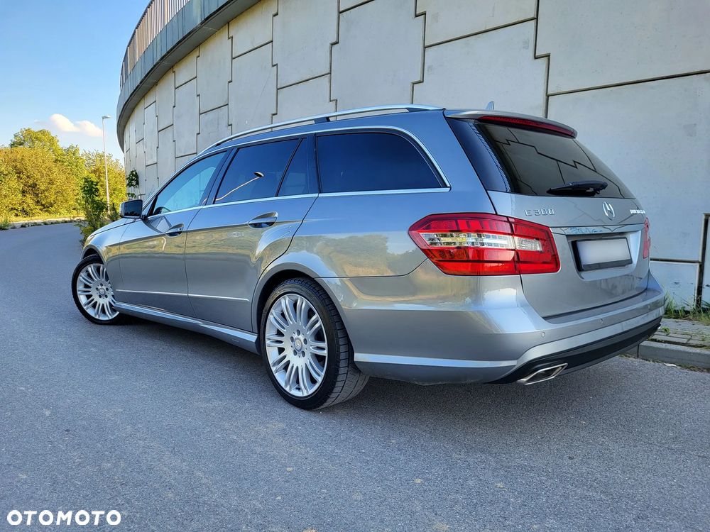 Mercedes-Benz Klasa E 300 BlueTEC Hybrid Avantgarde - 6