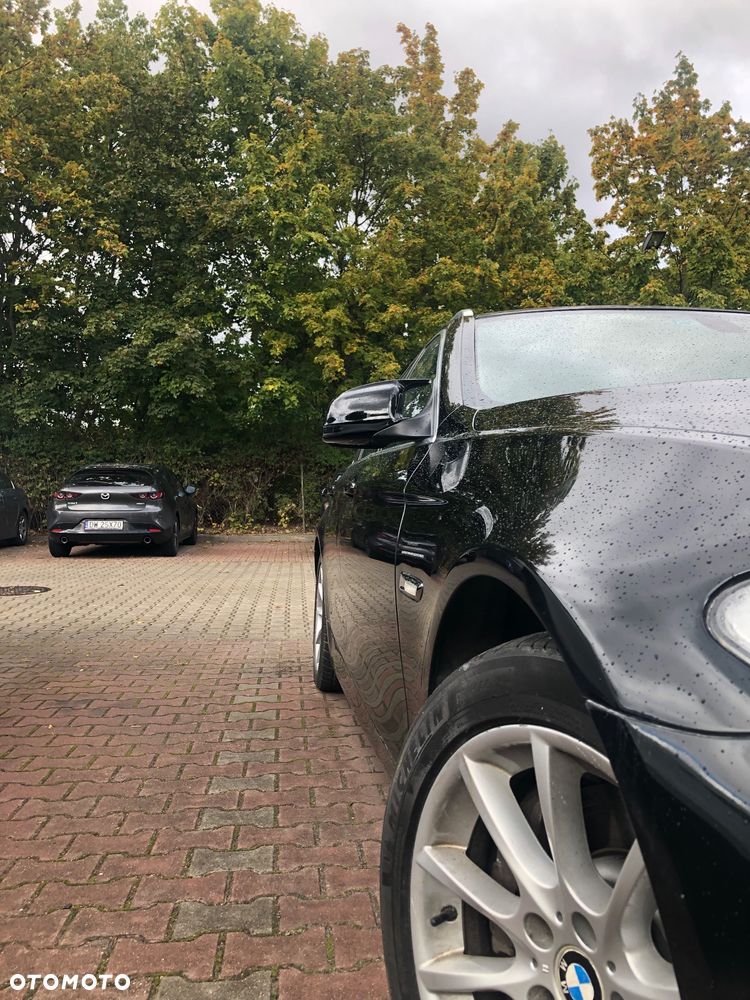 BMW Seria 5 525d Touring - 17