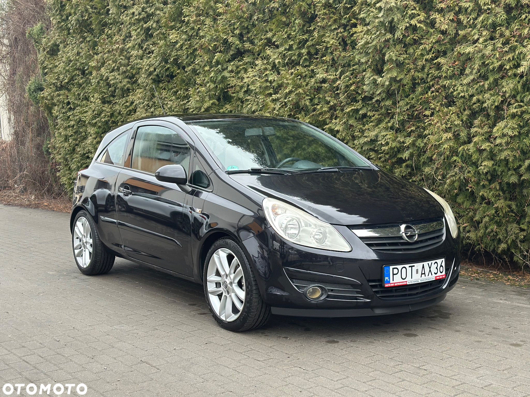 Opel Corsa 1.2 16V Silverline Easytronic - 1
