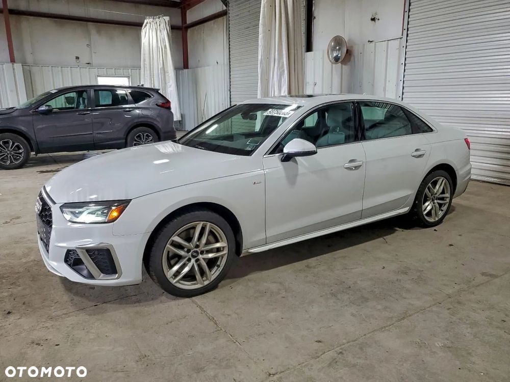 Audi A4 Limousine - 3