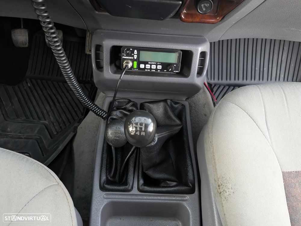 Nissan Terrano II 2.7 TDi SR AC - 11