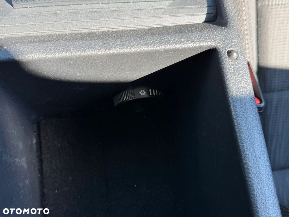 Skoda Superb 1.6 TDI GreenLine - 23