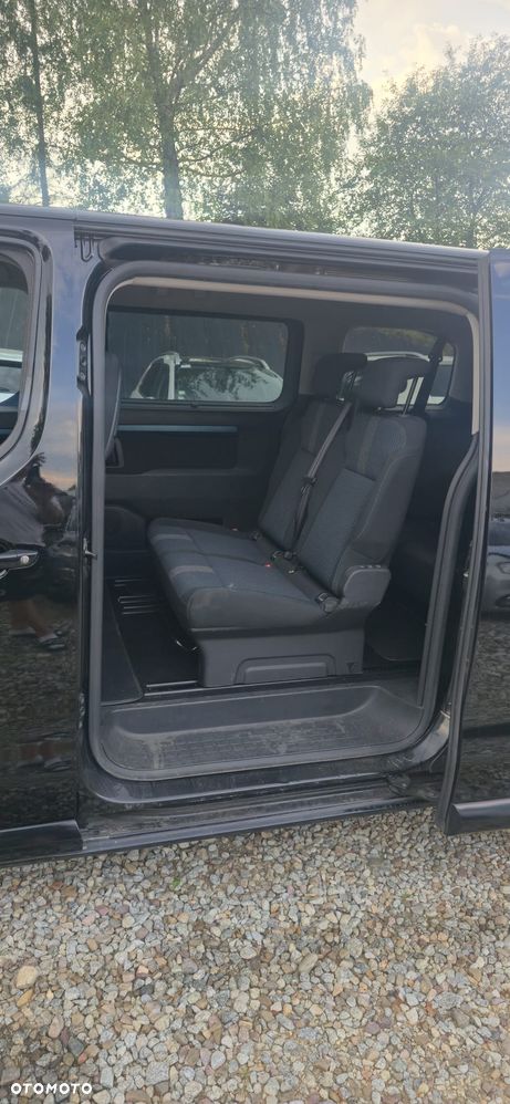 Peugeot Traveller L2 2.0 Business - 19