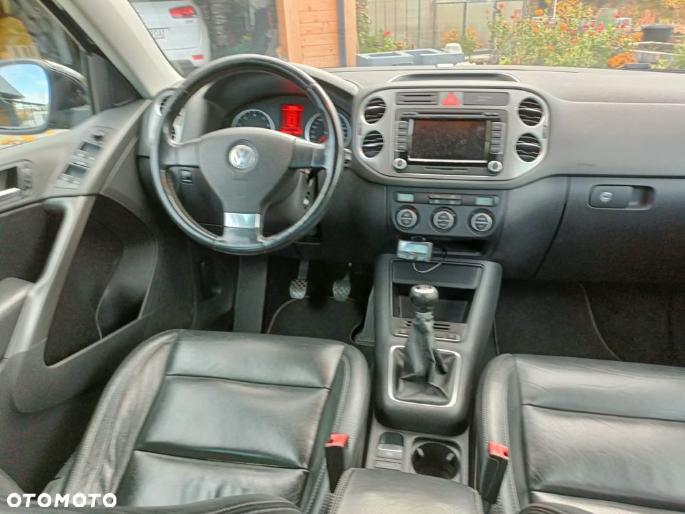 Volkswagen Tiguan - 6