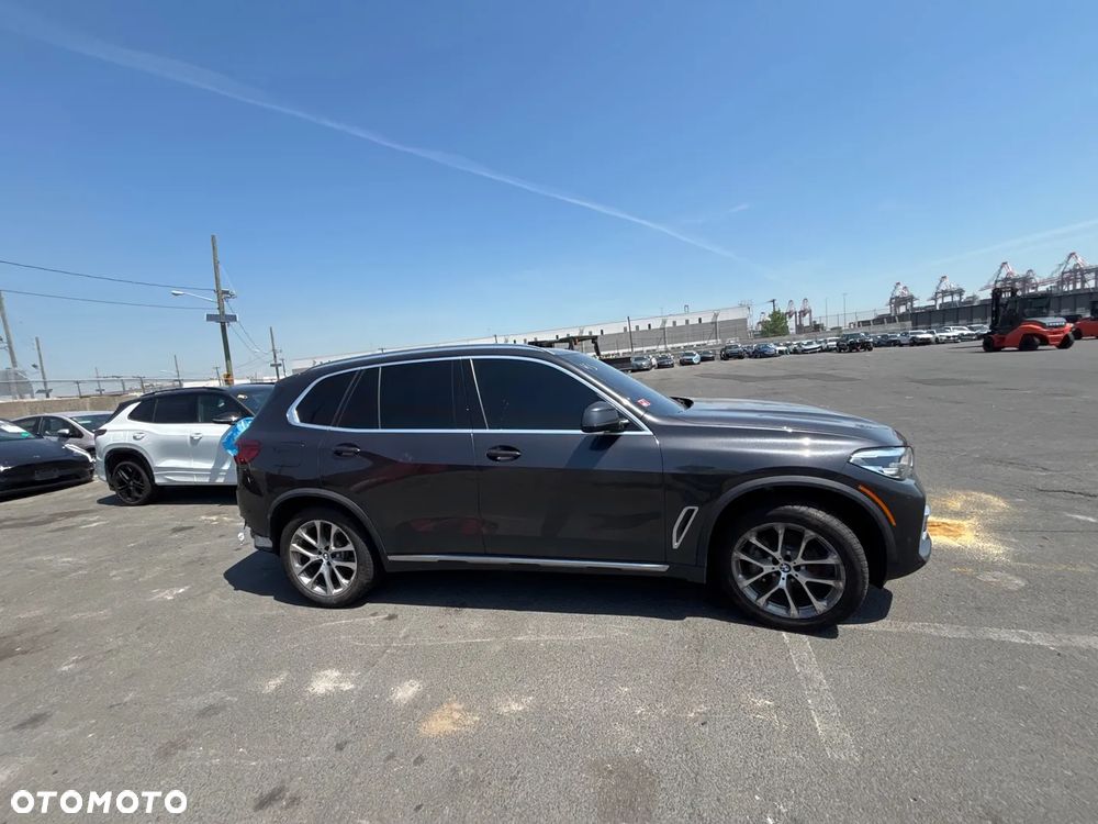 BMW X5 xDrive40i sport - 4