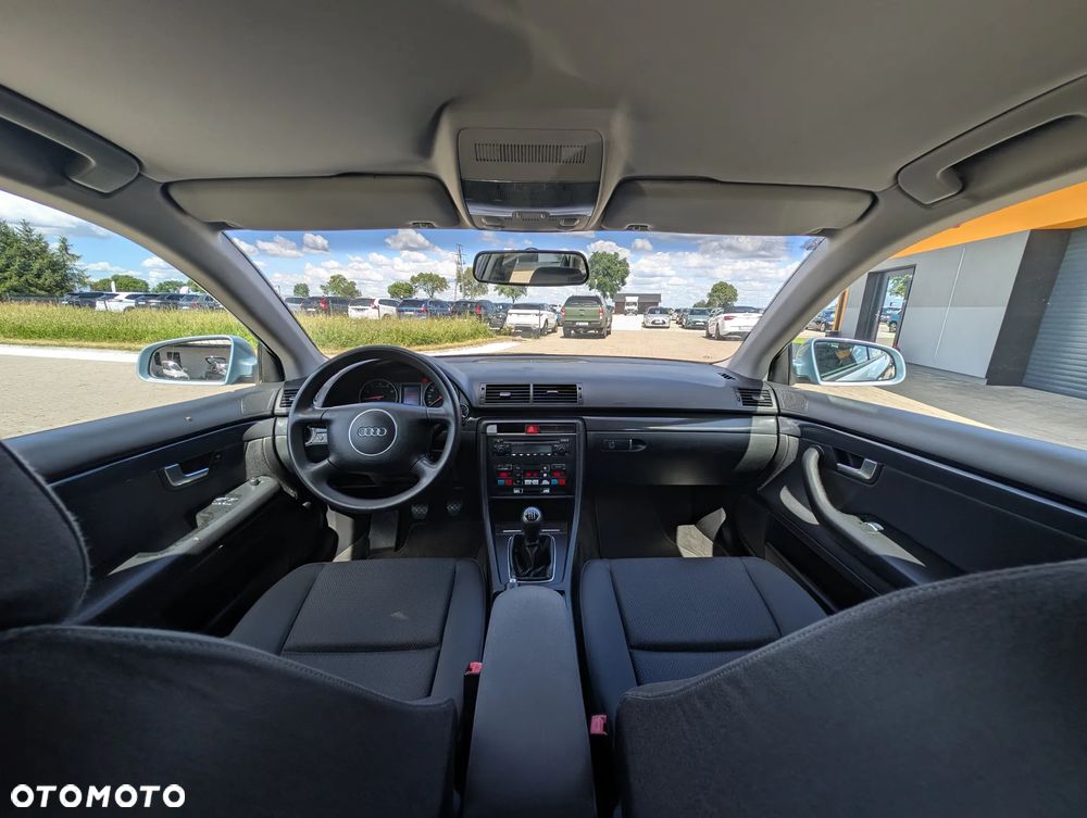 Audi A4 Avant 1.8T - 25