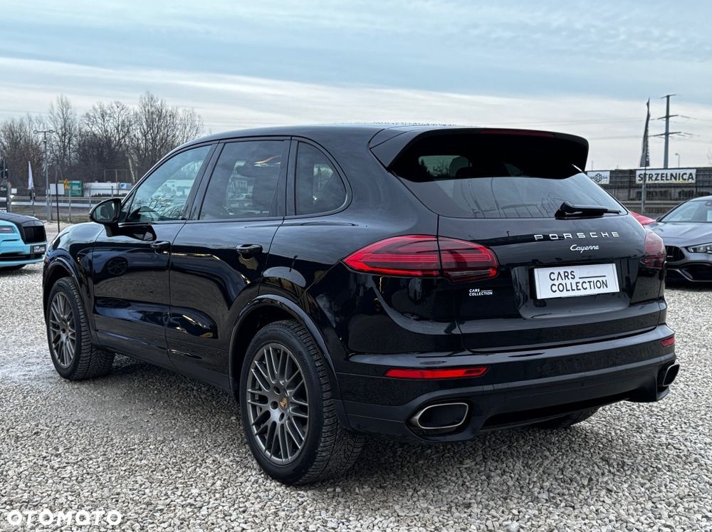 Porsche Cayenne - 6
