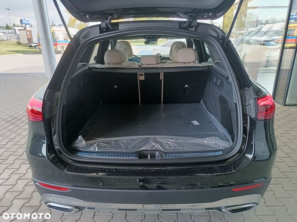 Mercedes-Benz GLC - 29