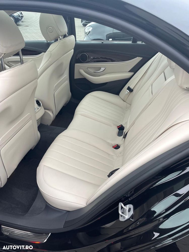 Mercedes-Benz E 300 de 4MATIC Aut. - 14