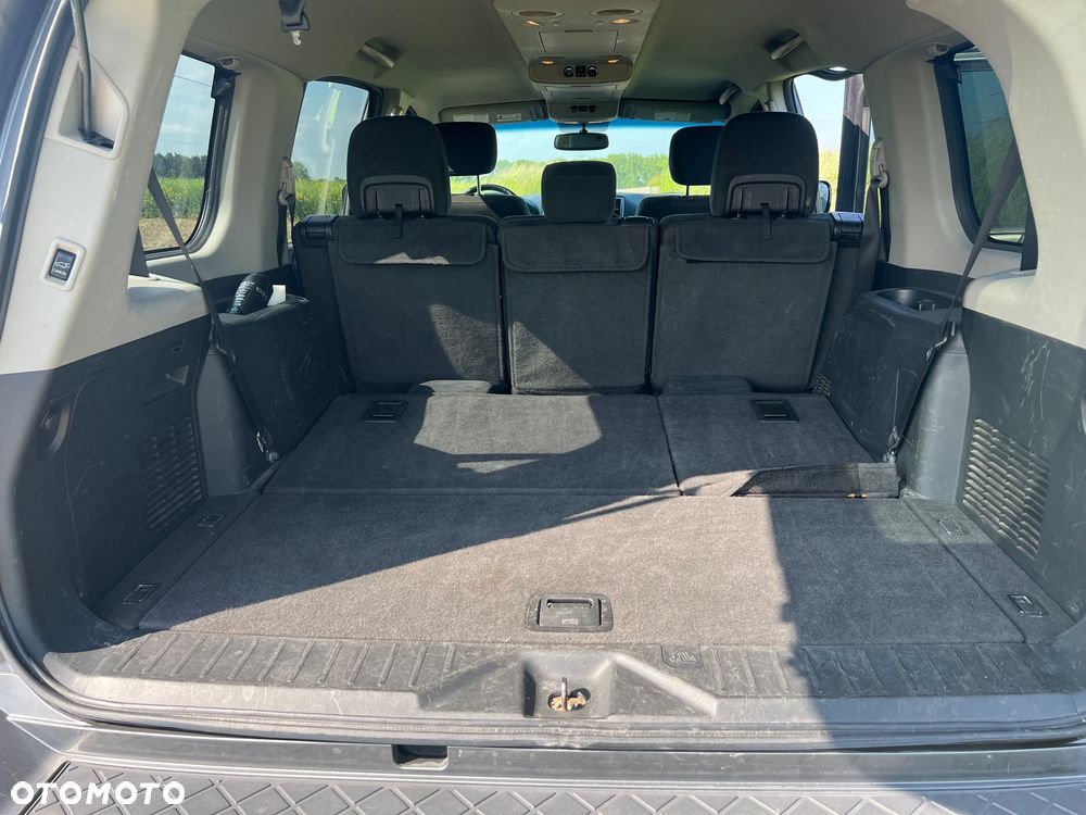 Nissan Armada - 7