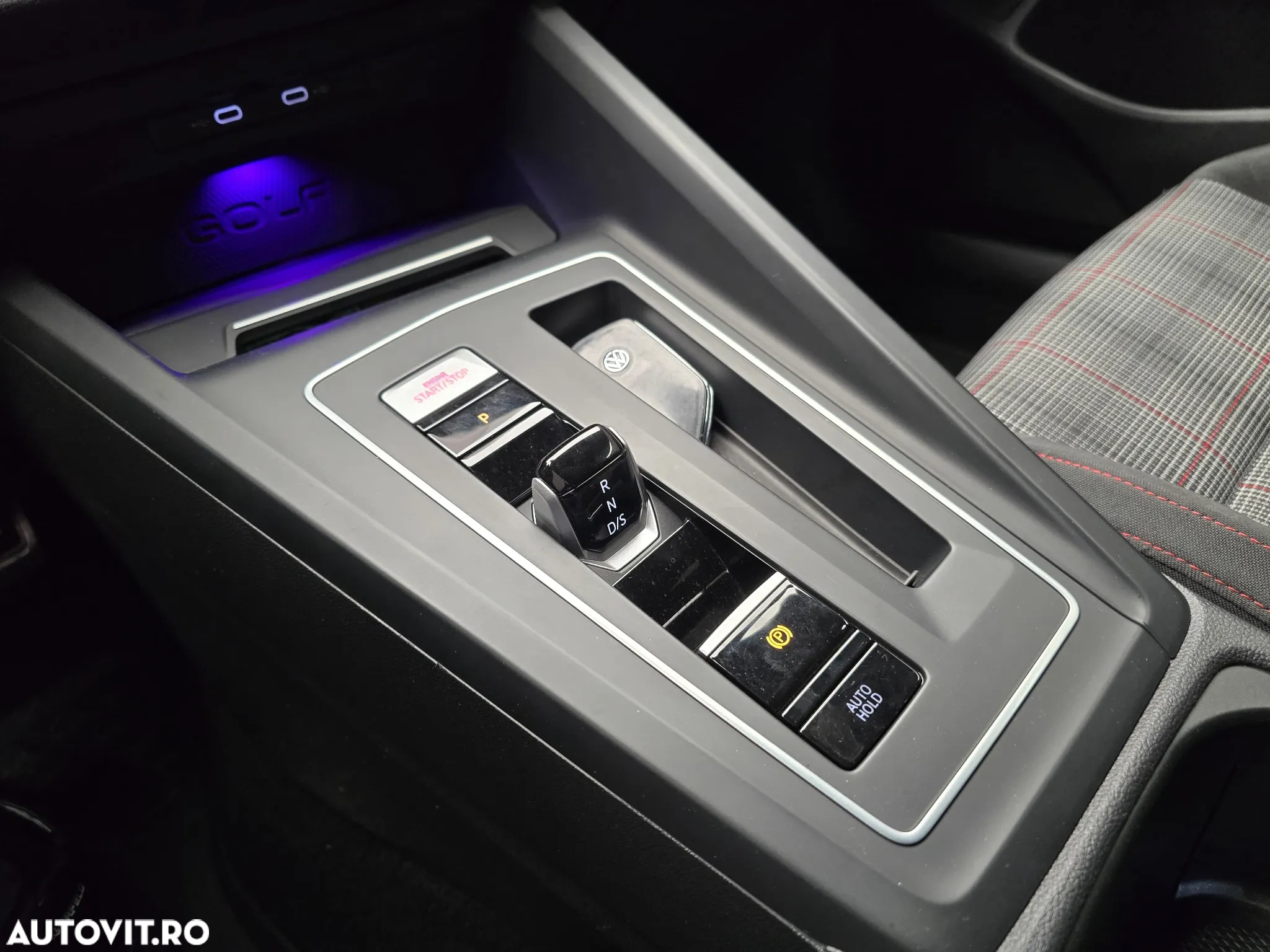 Volkswagen Golf GTI (BlueMotion Technology) DSG Performance - 19