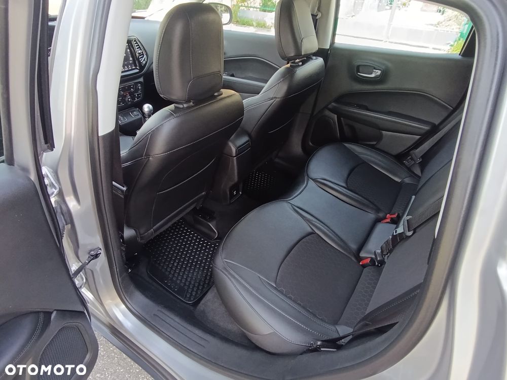 Jeep Compass 1.4 TMair Limited FWD S&S - 33