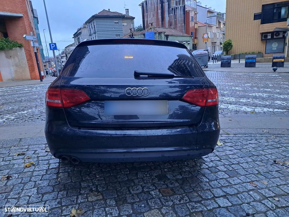 Audi A4 Avant 2.0 TDI DPF Ambiente - 5