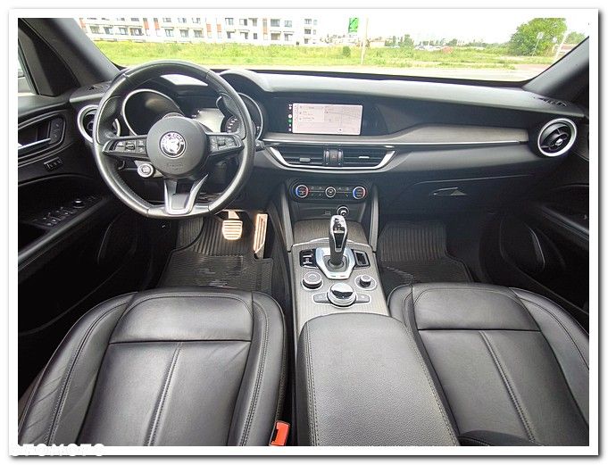 Alfa Romeo Stelvio 2.0 Turbo 16V AT8-Q4 Executive - 32