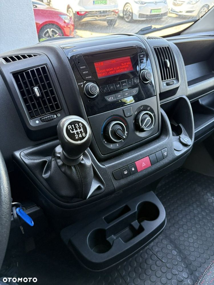 Peugeot Boxer - 17
