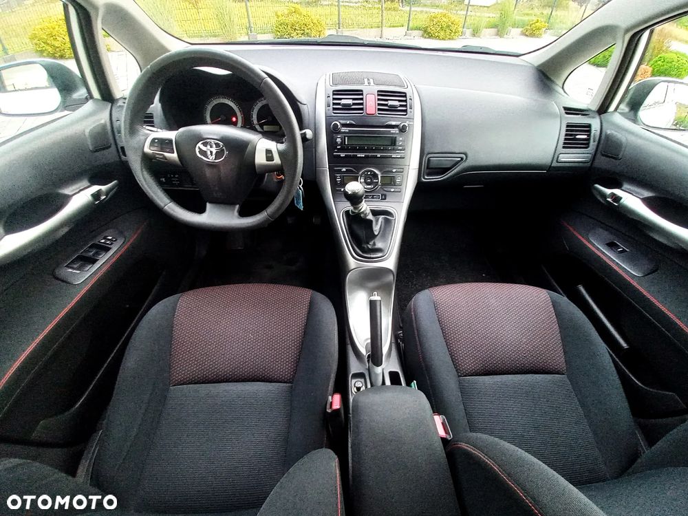 Toyota Auris 1.6 Edition - 4