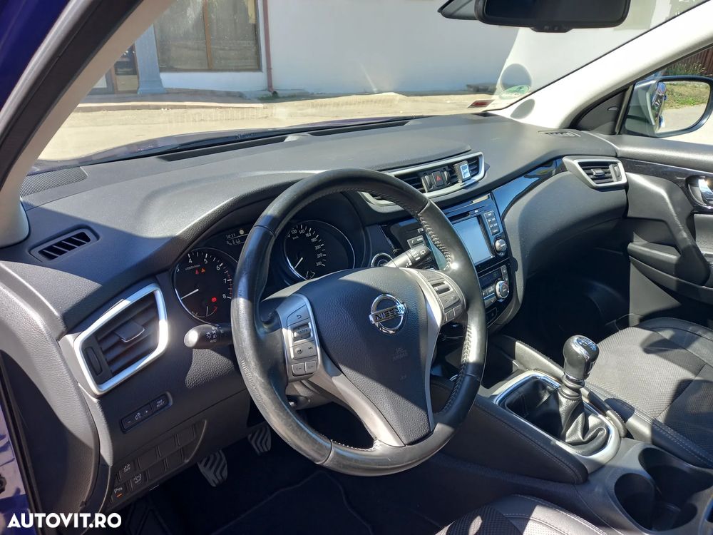 Nissan Qashqai 1.2 DIG-T TEKNA+ - 11