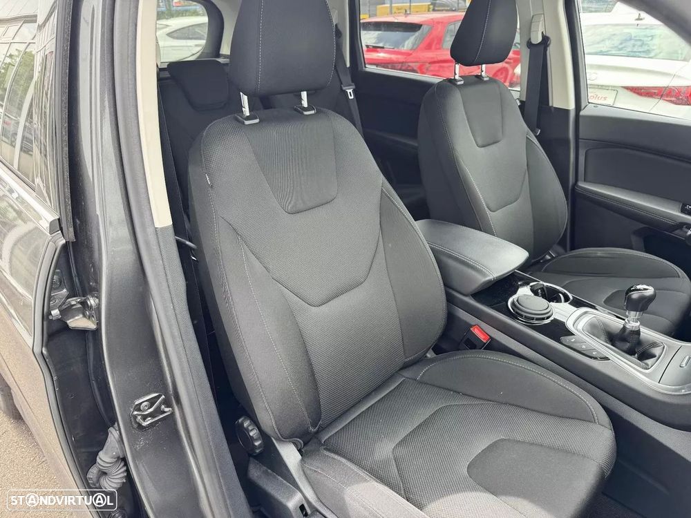 Ford S-Max 1.5 Eco Boost Start-Stopp TITANIUM - 12