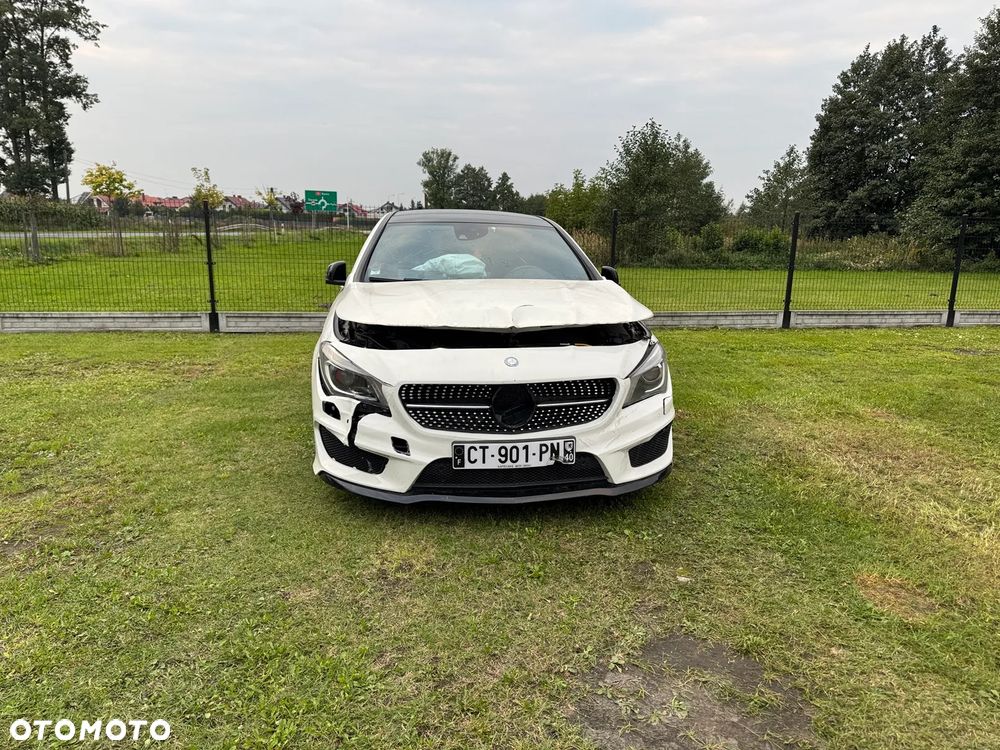 Mercedes-Benz CLA 220 CDI 7G-DCT AMG Line - 4