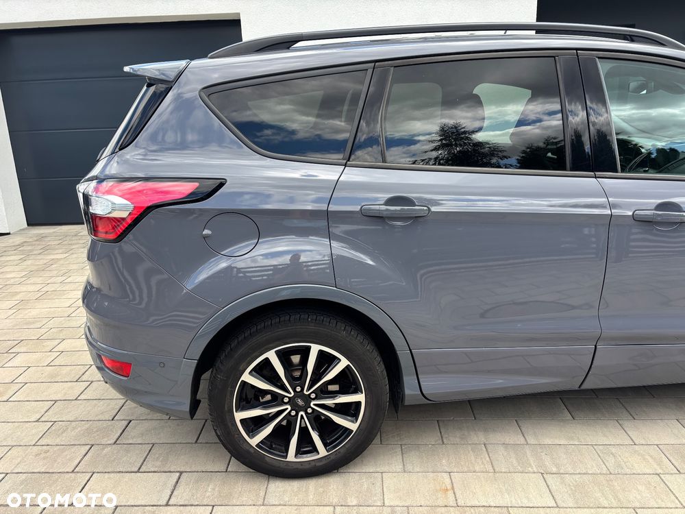 Ford Kuga 1.5 EcoBoost FWD ST-Line - 10