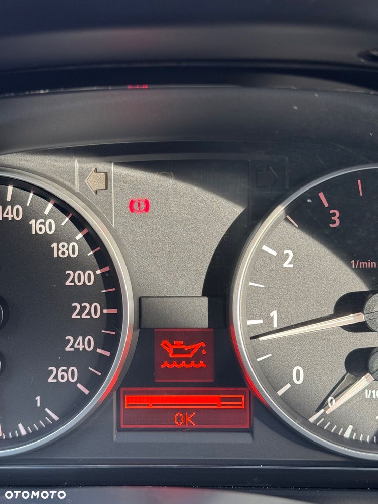 BMW Seria 3 325i - 16