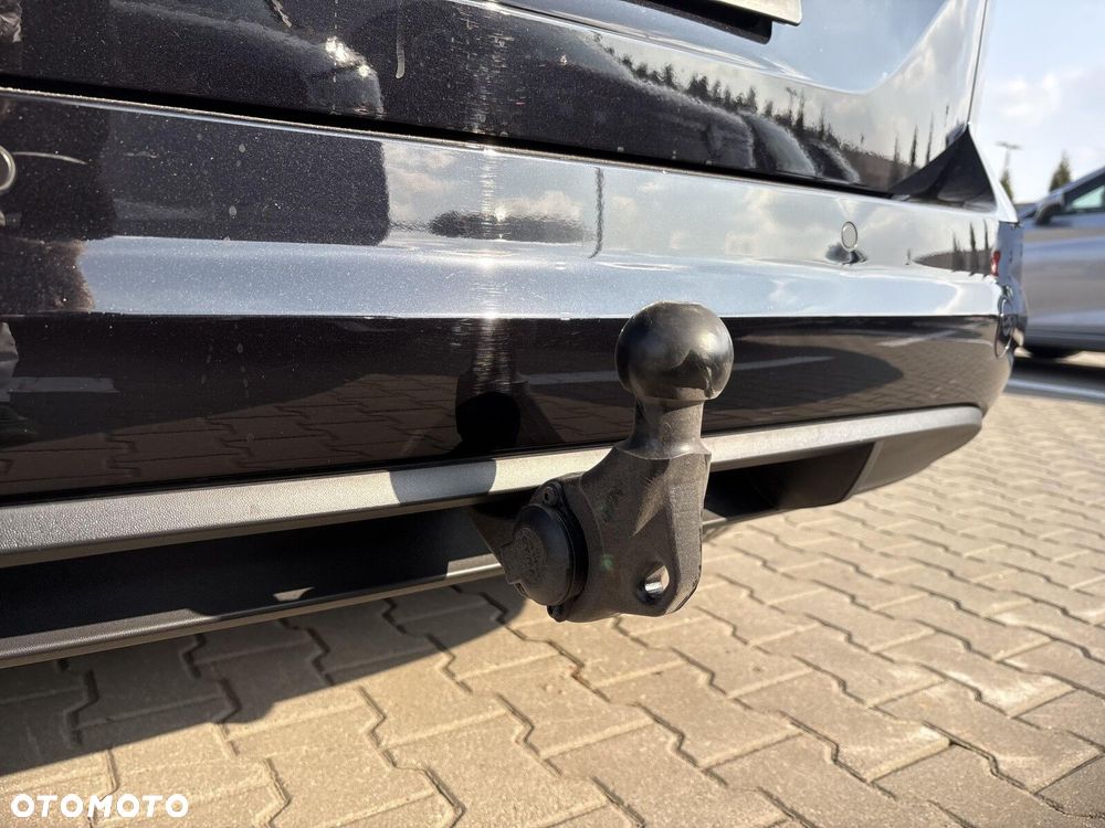 Volkswagen Touran 2.0 TDI BMT Comfortline DSG - 38