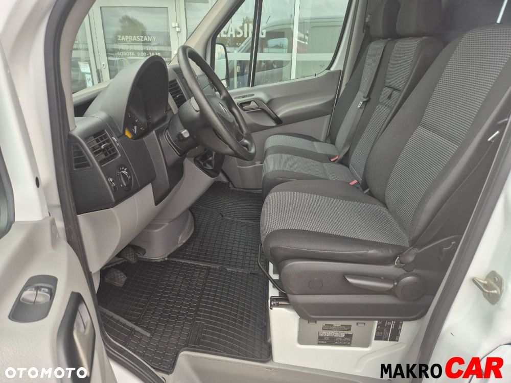 Mercedes-Benz Sprinter - 6