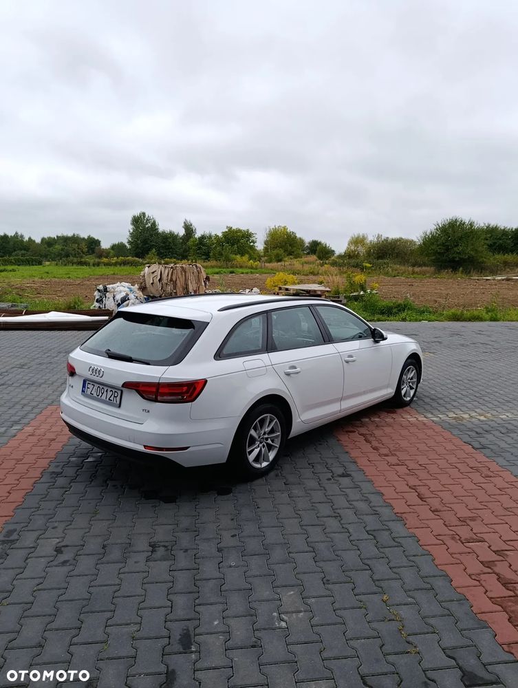 Audi A4 Avant 2.0 TDI S tronic - 8