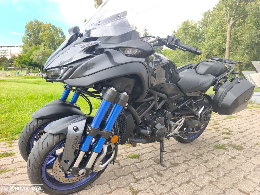 Yamaha Niken - 9