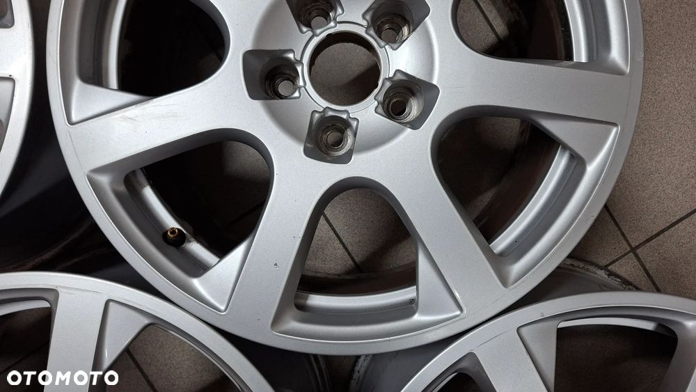 Felgi Aluminiowe 17 Audi Q5 8R 5x112 ET 39 - 9