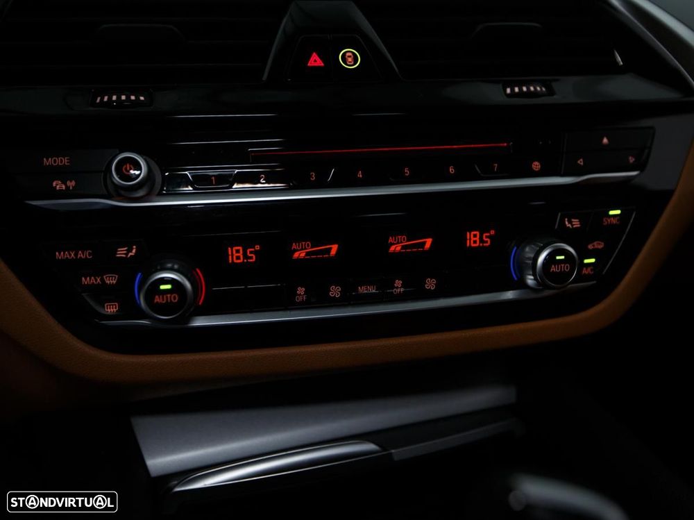 BMW 520 - 18