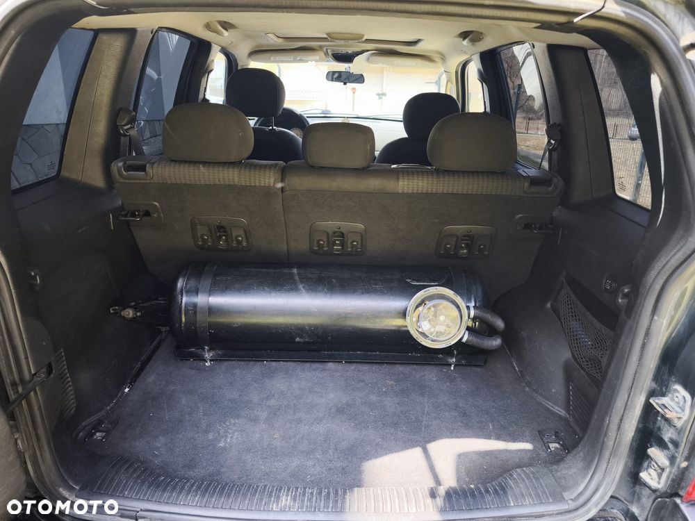 Jeep Cherokee 2.4 Sport - 8