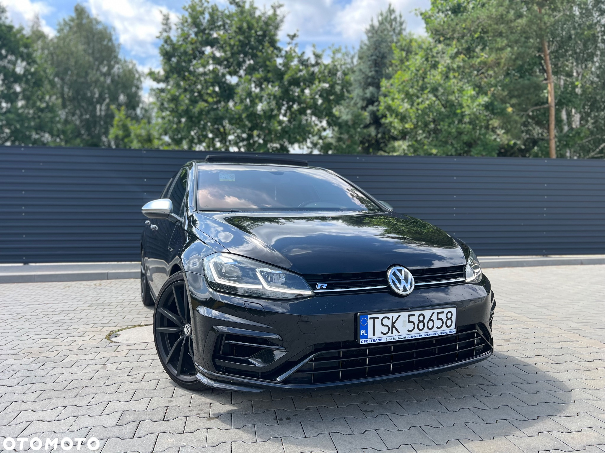 Volkswagen Golf VII 2.0 TSI BMT 4Mot R DSG - 3