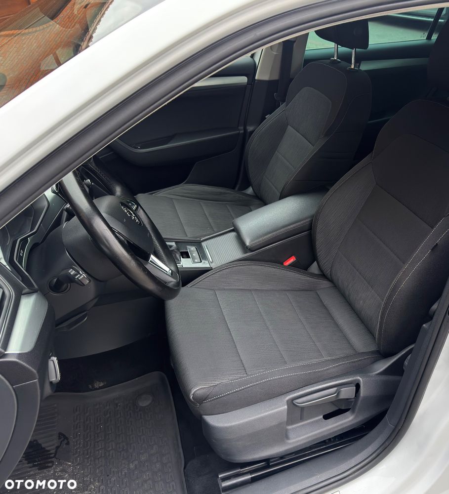 Skoda Superb 1.6 TDI GreenLine - 10
