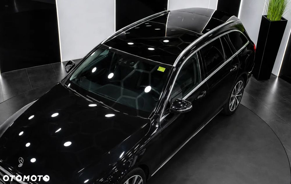 Mercedes-Benz Klasa E 300 de Avantgarde - 3