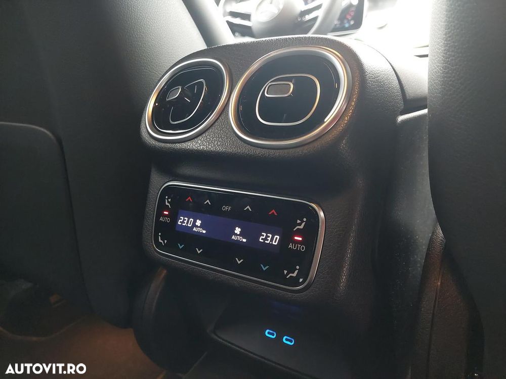 Mercedes-Benz GLC Coupe 300 e 4Matic 9G-TRONIC AMG Line Advanced - 16