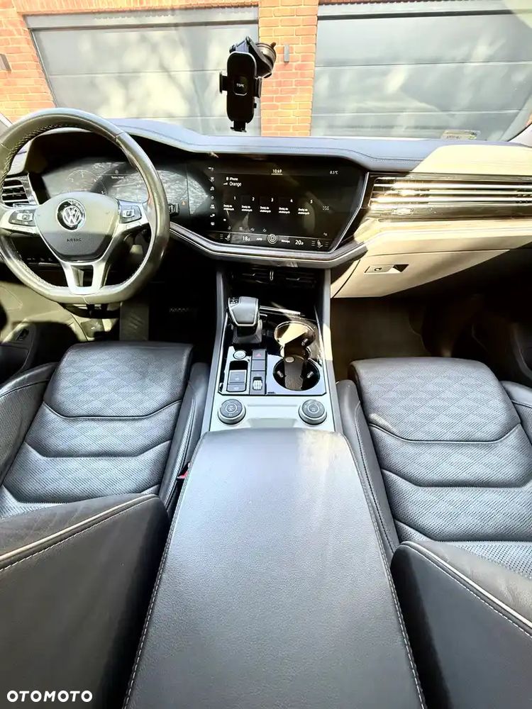 Volkswagen Touareg 3.0 V6 TDI SCR 4Mot R-Line - 14