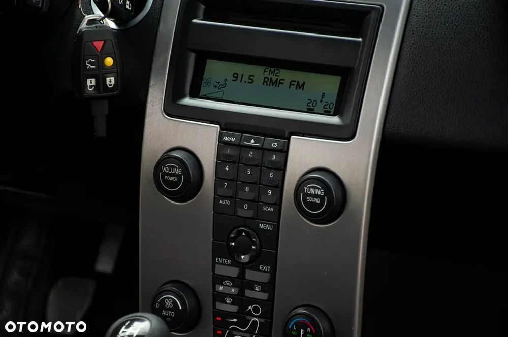 Volvo V50 2.4 Momentum - 21