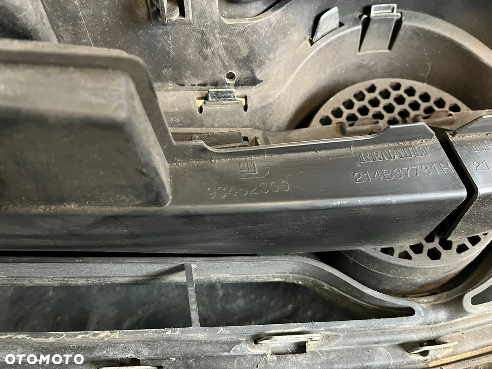 VIVARO Trafic Atrapa grilla Grill zderzaka chrom 214B37781R 214B25126R - 6